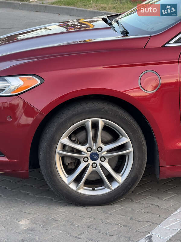 Седан Ford Fusion 2014 в Києві