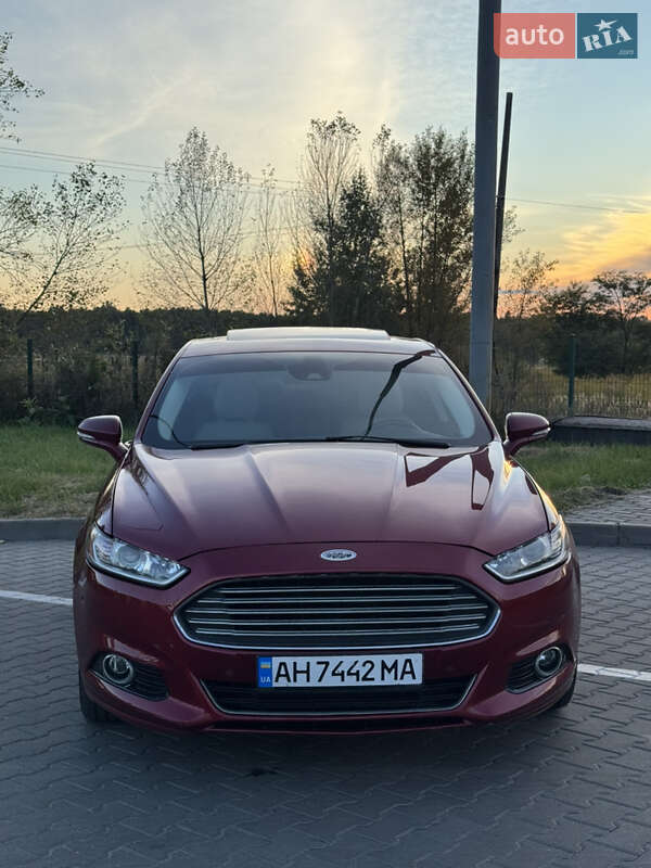 Седан Ford Fusion 2014 в Києві