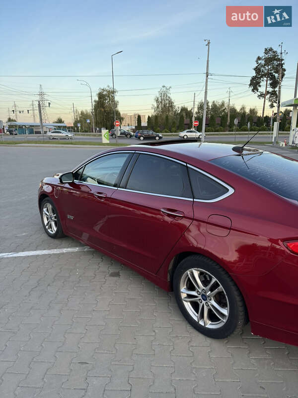 Седан Ford Fusion 2014 в Києві