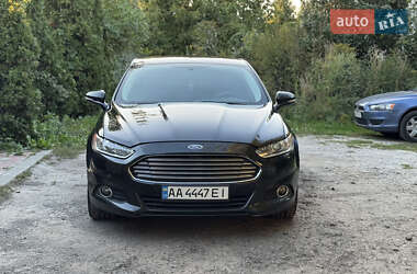 Седан Ford Fusion 2013 в 