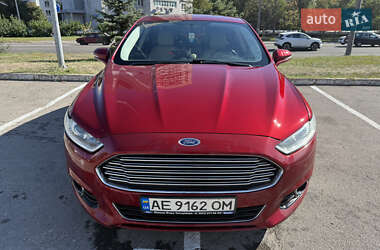 Седан Ford Fusion 2016 в 