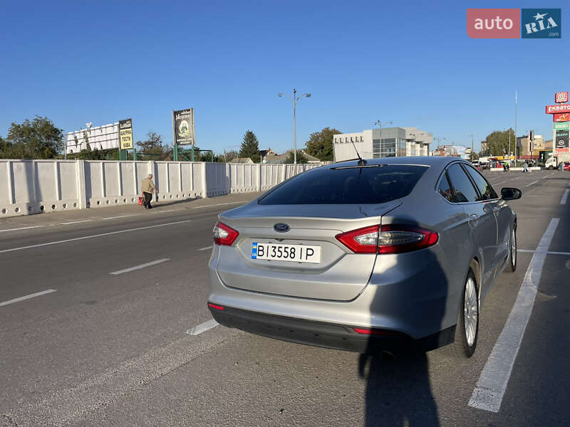 Седан Ford Fusion 2014 в Полтаве
