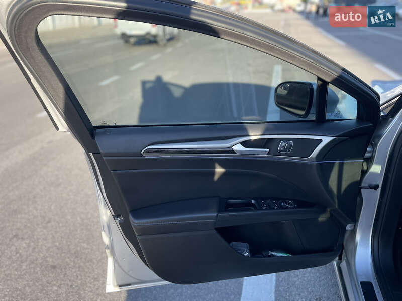 Седан Ford Fusion 2014 в Полтаве