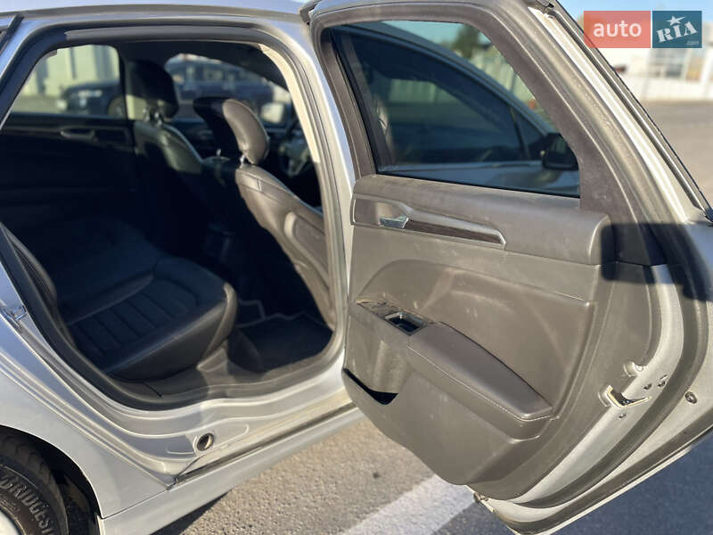 Седан Ford Fusion 2014 в Полтаве