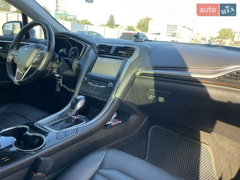 Седан Ford Fusion 2014 в Полтаве