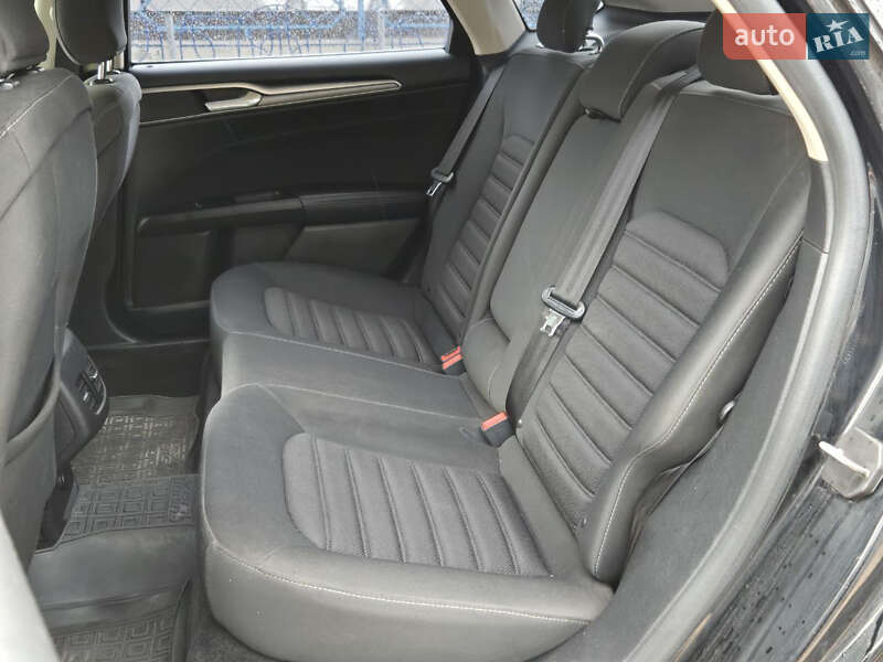 Седан Ford Fusion 2017 в Києві