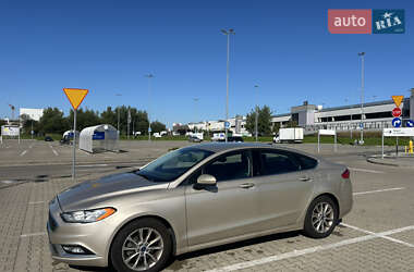 Седан Ford Fusion 2017 в 