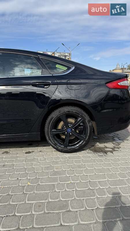 Седан Ford Fusion 2016 в Ивано-Франковске