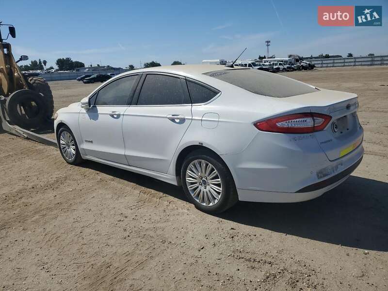 Седан Ford Fusion 2016 в Хмельницком