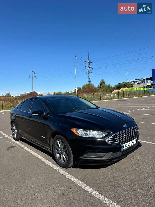 Седан Ford Fusion 2017 в Рівному