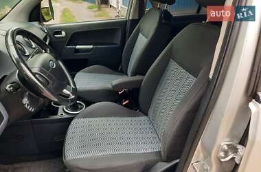Хэтчбек Ford Fusion 2006 в 