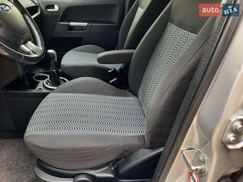 Хэтчбек Ford Fusion 2006 в Полтаве фото 53 Хэтчбек Ford Fusion 2006 в Полтаве