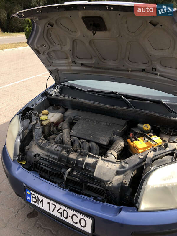Хетчбек Ford Fusion 2005 в Сумах