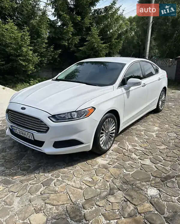 Ford Fusion 2015