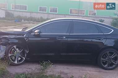 Седан Ford Fusion 2017 в 