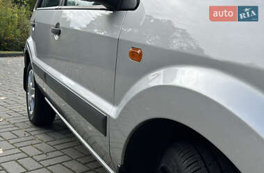 Хэтчбек Ford Fusion 2008 в 