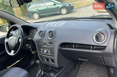 Хэтчбек Ford Fusion 2008 в 