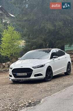 Седан Ford Fusion 2012 в 