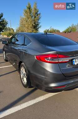 Седан Ford Fusion 2017 в 