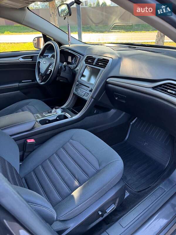 Седан Ford Fusion 2017 в Киеве