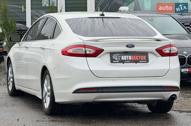 Седан Ford Fusion 2015 в Харькове