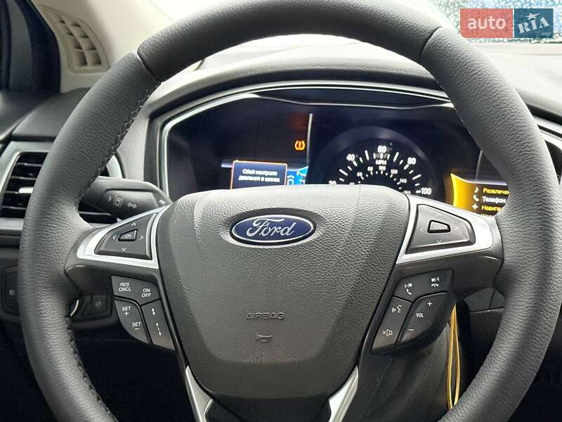 Седан Ford Fusion 2015 в Харькове