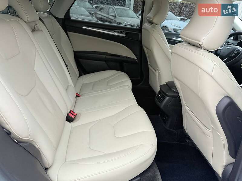 Седан Ford Fusion 2015 в Харькове