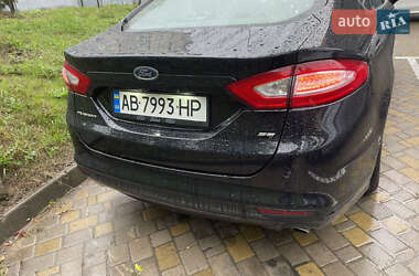 Седан Ford Fusion 2015 в 