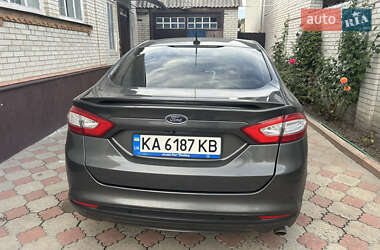 Седан Ford Fusion 2014 в 