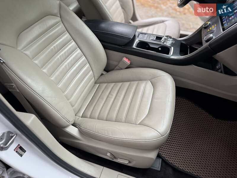 Седан Ford Fusion 2016 в Киеве
