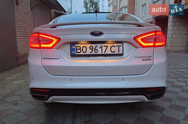 Седан Ford Fusion 2015 в 