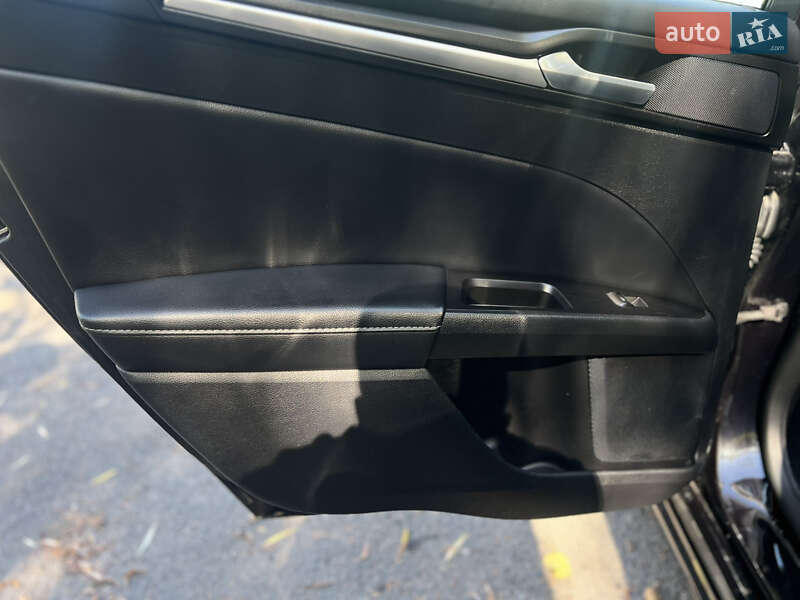 Седан Ford Fusion 2018 в Тульчине