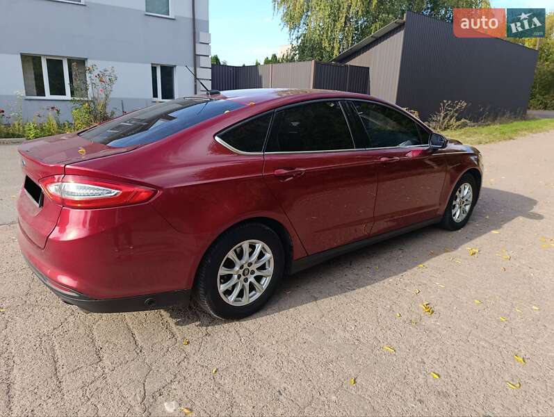 Седан Ford Fusion 2016 в Киеве