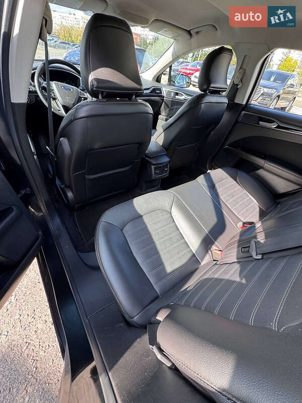 Седан Ford Fusion 2014 в Запоріжжі