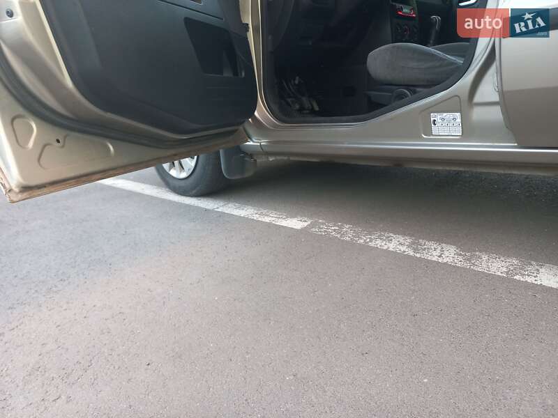 Хетчбек Ford Fusion 2003 в Харкові