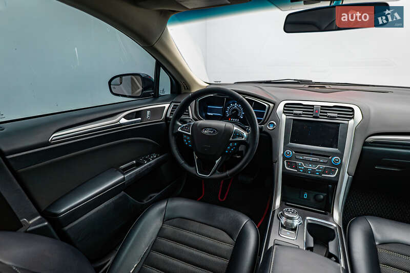 Седан Ford Fusion 2017 в Києві