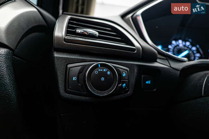 Седан Ford Fusion 2017 в Києві