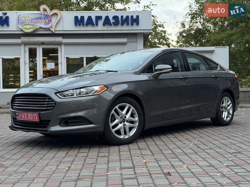 Седан Ford Fusion 2014 в Лубнах