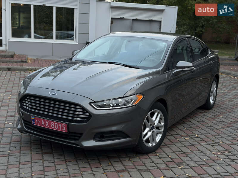 Седан Ford Fusion 2014 в Лубнах