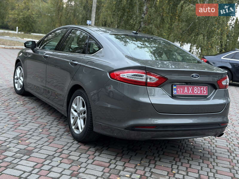 Седан Ford Fusion 2014 в Лубнах