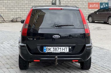 Хетчбек Ford Fusion 2003 в 