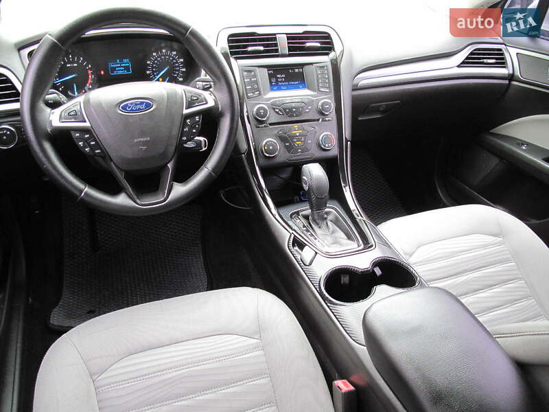 Седан Ford Fusion 2016 в Києві фото 45 Седан Ford Fusion 2016 в Києві