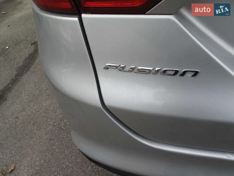 Седан Ford Fusion 2016 в Києві фото 52 Седан Ford Fusion 2016 в Києві