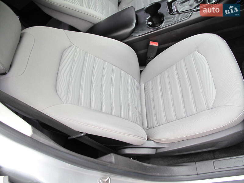 Седан Ford Fusion 2016 в Києві фото 60 Седан Ford Fusion 2016 в Києві