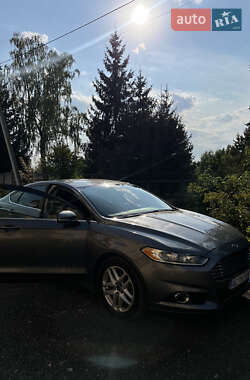 Седан Ford Fusion 2014 в Дубовом