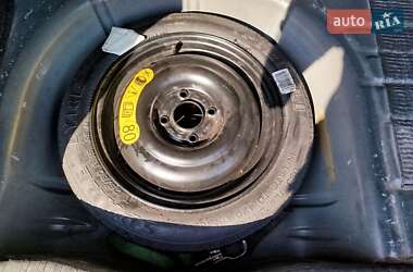 Хетчбек Ford Fusion 2005 в 