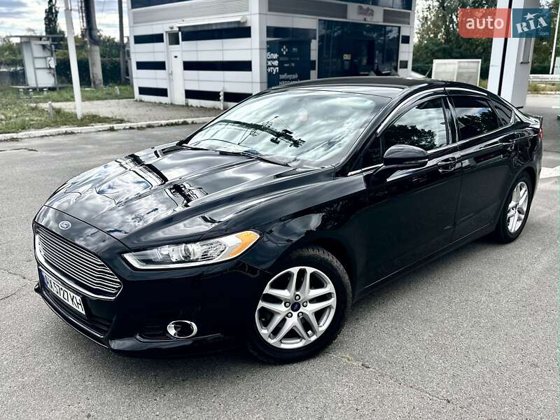 Ford Fusion 2015