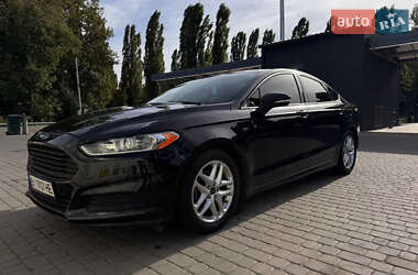 Седан Ford Fusion 2014 в 