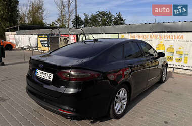 Седан Ford Fusion 2014 в 