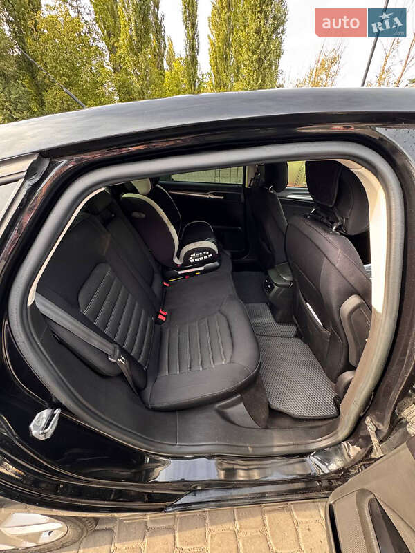 Седан Ford Fusion 2014 в Кременчуге